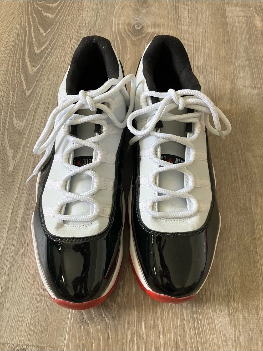Air Jordan 11 Retro Low Concord-Bred